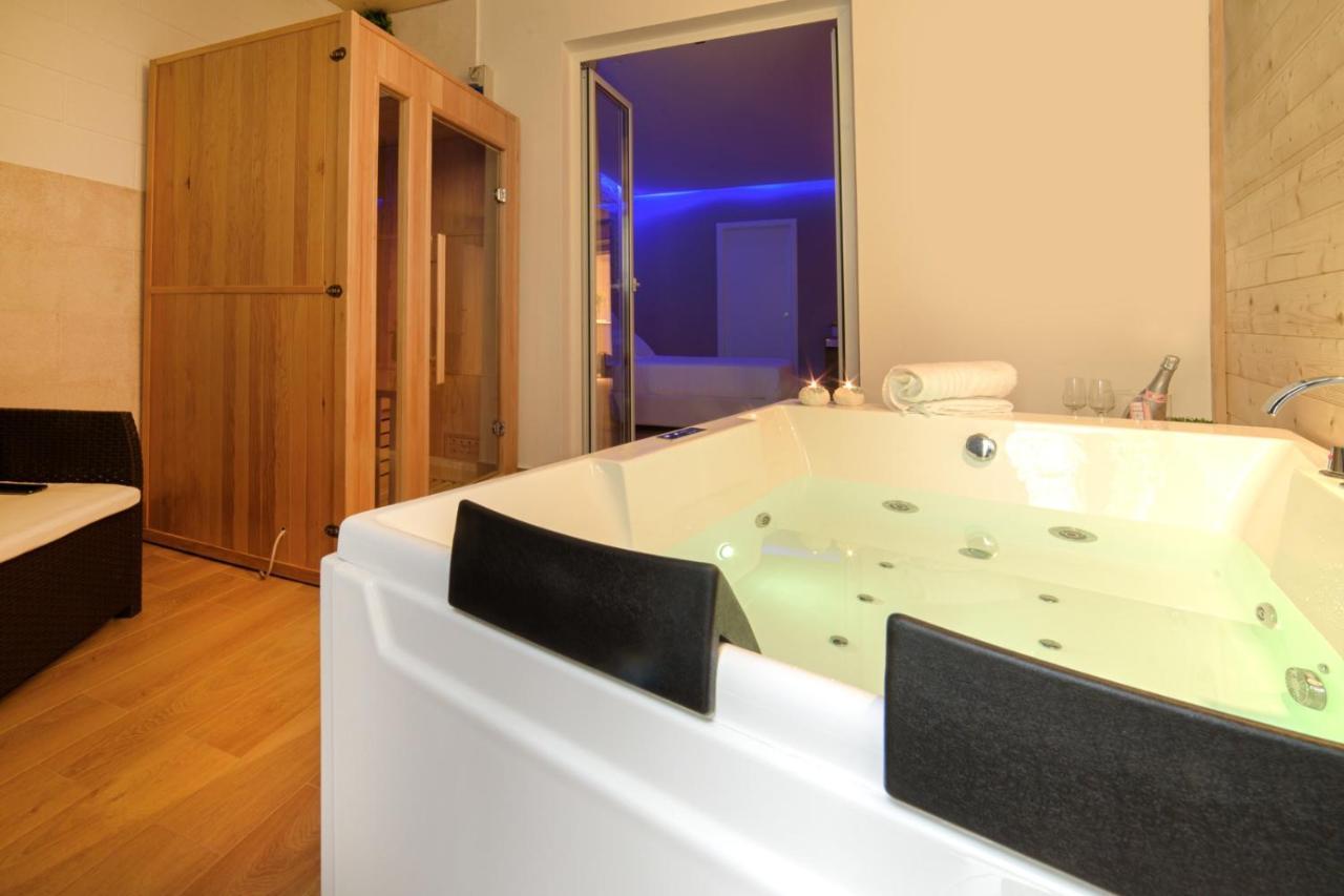 Aminta - Rooms & Wellness Andria Eksteriør bilde