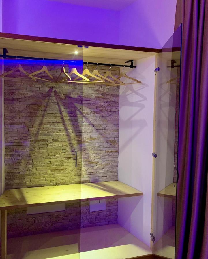 Aminta - Rooms & Wellness Andria Eksteriør bilde